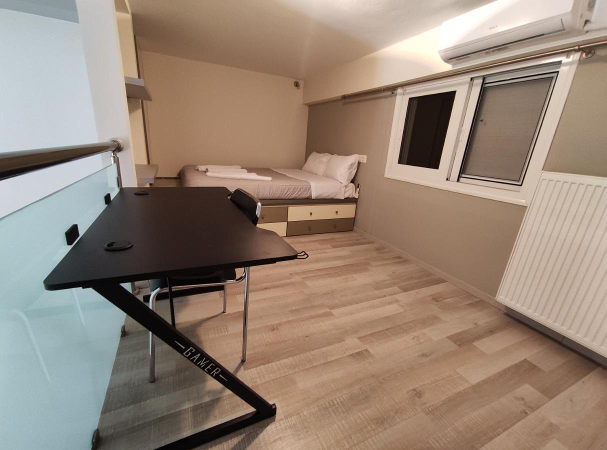 Kalamata City Loftアパートメント エクステリア 写真